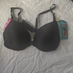Vanity Fair Bra in Black,  +1 Cup Size, Stretchy Straps 36B. Convertable Push Up